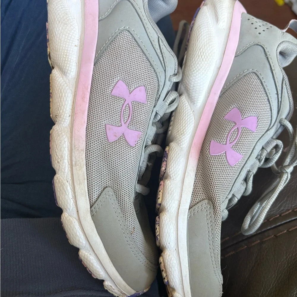 Under Armour Kids' Sneakers 7Y